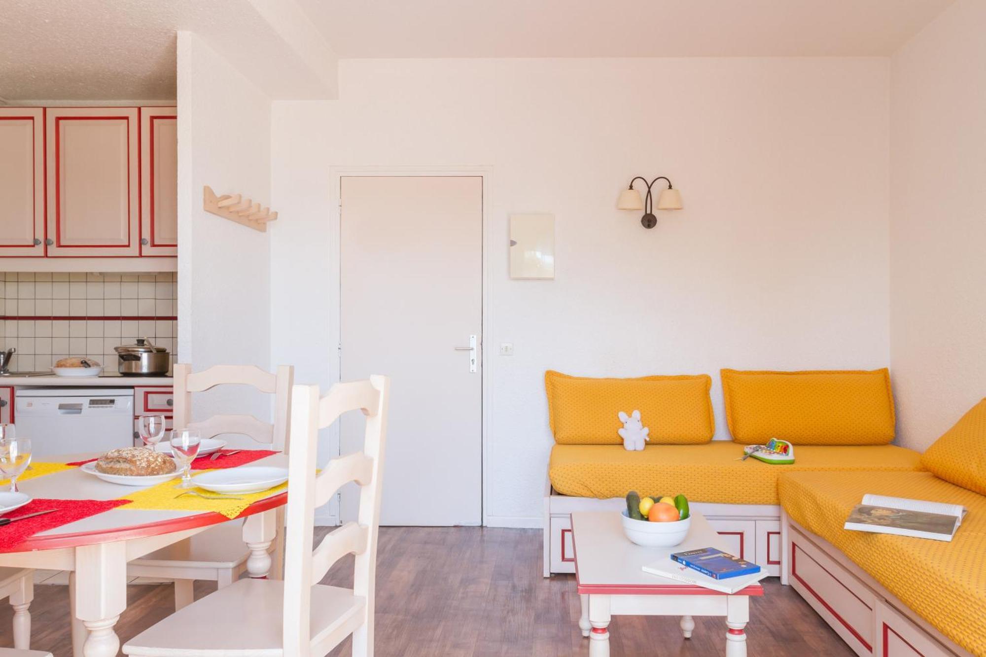 Residence Pierre & Vacances Bandol Port Exterior photo